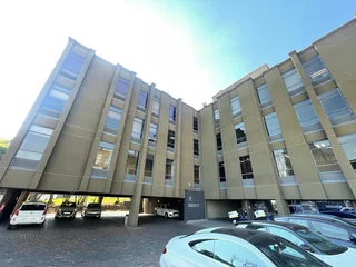 8 Sturdee Avenue | Prime 1st floor Medical suite in Rosebank to Let