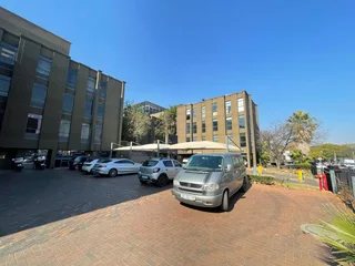 8 Sturdee Avenue | Prime 1st floor Medical Suite to Let in Rosebank