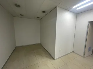 8 Sturdee Avenue | Prime 1st floor Medical suite in Rosebank to Let