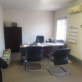 450 SQM - SPECIAL ZONED PROPERTY FOR SALE IN HATFIELD AT 1062 PRETORIUS STREET