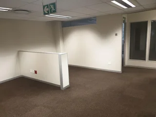 320SQM OFFICE SPACE TO RENT WITHIN INFOTECH OFFICE BUILDING BASED IN HATFIELD
