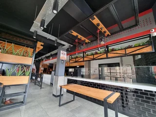 Ground floor office space available for rental in Marshalltown