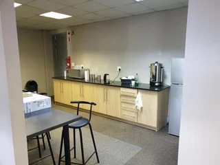 270SQM OFFICE SPACE FOR SALE WITHIN HATFIELD BRIDGE BASED IN THE HATFIELD AREA