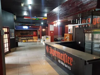 CLUB OR PUB TO LET ON MAIN ROAD IN HATFIELD