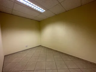 Alberton | First floor office to let