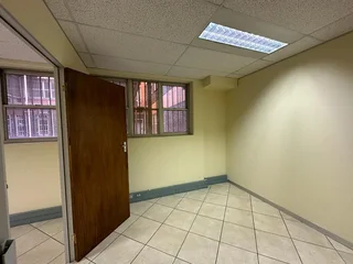 Alberton | First floor office to let
