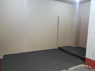 CLUB OR PUB TO LET ON MAIN ROAD IN HATFIELD