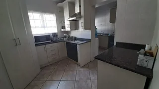 569 SQUARE METER OFFICE FOR SALE | MORELETA PARK | PRETORIA