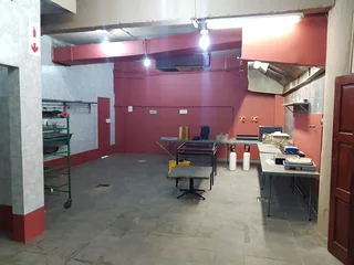 CLUB OR PUB TO LET ON MAIN ROAD IN HATFIELD