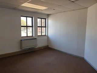 450 SQM SUITE TO RENT FOR THE PERFECT OFFICE SPACE IN THE HEART OF HATFIELD