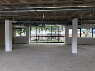 IMMACULATE WHITE BOX UNIT FOR SALE