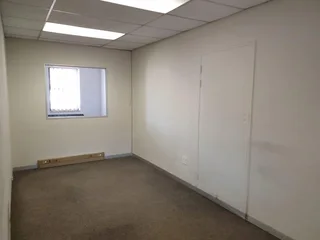 450 SQM SUITE TO RENT FOR THE PERFECT OFFICE SPACE IN THE HEART OF HATFIELD