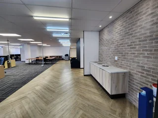 Seize the Skyline: 3181sqm of Prime Office Space with Ocean Views, Fiber, and More!&#34;