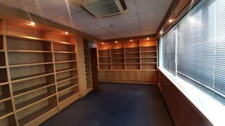 Pristine commercial office available for rental in Alberton