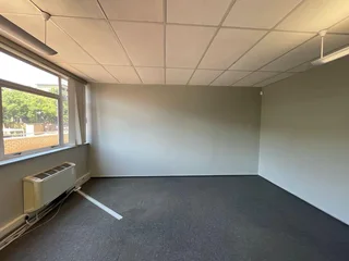 Flextronics | Prime Office Space to Let in Ferndale