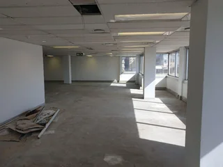 LARGE OFFICE SUITE TO RENT WITHIN THE WELL ESTABLISHED NODE OF HATFIELD