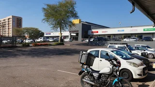 Silver Mall | Pretoria Street | Silverton