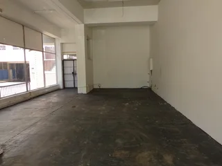 LARGE RETAIL SPACE TO LET WITH EXCELLENT VISIBILITY IN ARCADIA