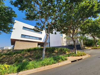 Prime 370sqm Office Space Available for Lease in Prestigious Umhlanga Locale - Your Gateway to Busin