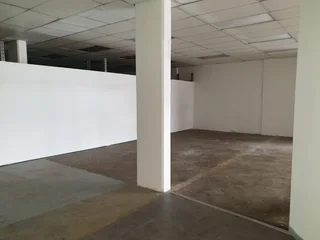 LARGE RETAIL SPACE TO RENT IN THE PRIME HATFIELD NODE WITH EXCELLENT MAIN ROAD EXPOSURE