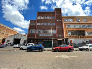 1800m2 Under-roof Property Suitable For Residential Conversion Or Industrial Owner-occupier