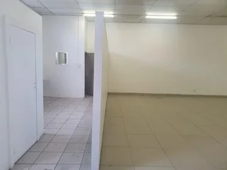 PRETORIA CBD - 105SQM RETAIL SHOP TO LET ON FRANCIS BAARD STREET IN PRETORIA CENTRAL