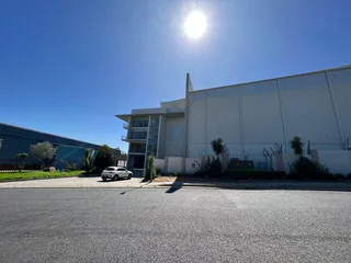 Large standalone property boasting an office and large warehouse component for rent in Kramerville.