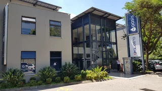 528 Square Meter Office For Sale On - Equestria