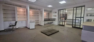 Surrey House Building | Retail Space To Let in Marshalltown