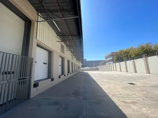 Large standalone property boasting an office and large warehouse component for rent in Kramerville.