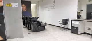 Surrey House Building | Retail Space To Let in Marshalltown