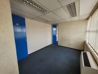 3 West Street | Prime Office Space to Let in Kempton Park