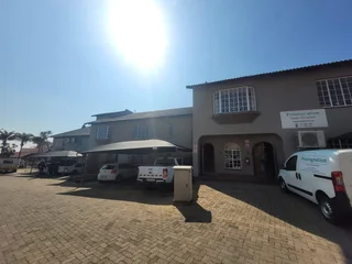 Villa Valencia | Prime Unit for Sale in Glen Marais