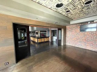 Melrose Arch, Upper Galleria, The Piazza | Prime Restaurant / Bar Space to Let in Johannesburg