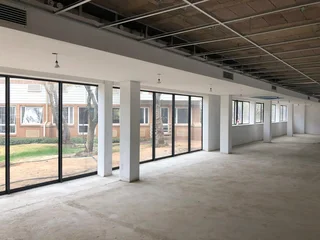 immaculate office space available for sale in the neat, secure Boulevard West business park