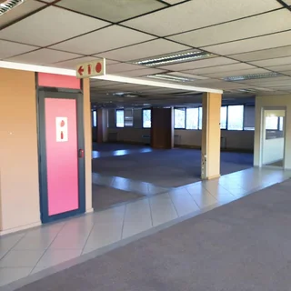 1,233 SQM OFFICE TO RENT WITHIN INFO TECH BUILDING ON ARCADIA STREET IN HATFIELD
