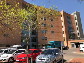 Constantia Kloof Office Park |Prime office space available for lease in the Roodepoort business node