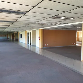 1,233 SQM OFFICE TO RENT WITHIN INFO TECH BUILDING ON ARCADIA STREET IN HATFIELD