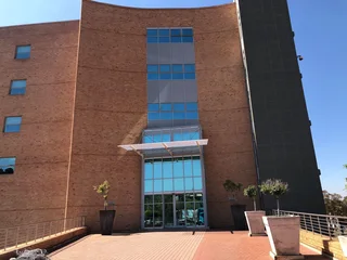 Constantia Kloof Office Park |Prime office space available for lease in the Roodepoort business node