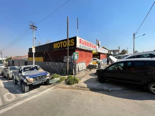 3 ERVEN rolled into 1! Bargain sale in Jeppestown