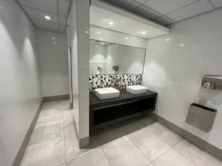 Office space available for rental in AAA-Grade Parktown building