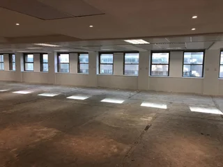 CAPE TOWN CITY CENTRE | OFFICE SPACE TO RENT ON STRAND STREET