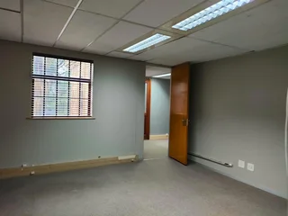 1,040 SQM A-GRADE OFFICE BUILDING FOR SALE IN ARCADIA - 748 STANZA BOPAPE STREET