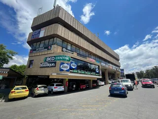 Dunkeld West Centre | Office to let in Denkeld