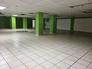 Excellently located commercial/retail office available for rental in Newtown