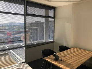 273SQM UP-MARKET OFFICE SPACE TO LET IN LOFTUS PARK BASED IN HATFIELD