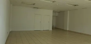 Shop available to let in Newtown precinct