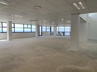 13TH FLOOR WHITE BOX SPACE