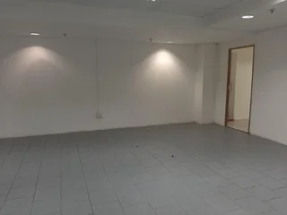 SUNNYSIDE - 111SQM OFFICE SPACE TO RENT WITHIN BARCLAYS SQUARE ON JUSTICE MOHAMMED STREET