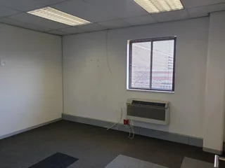 MASSIVE 420 SQUARE METER OFFICE SUITE TO LET IN THE WELL ESTABLISHED HATFIELD NODE